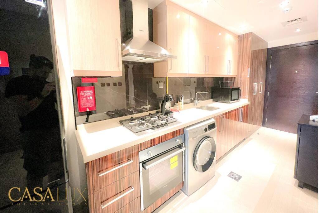 Lovely Big Studio W/ Burj Khalifa View In Downtown Dubai Ngoại thất bức ảnh